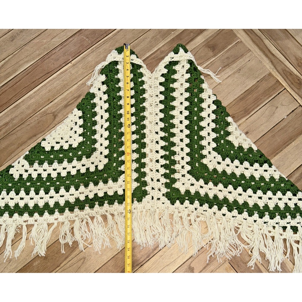 Vtg GROOVY 70s Crochet Granny Square Poncho - Green Cream Fringe | Handmade Boho - Picture 8 of 11